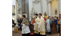 Aussendung der Sternsinger im Hohen Dom zu Fulda (Foto: Karl-Franz Thiede)